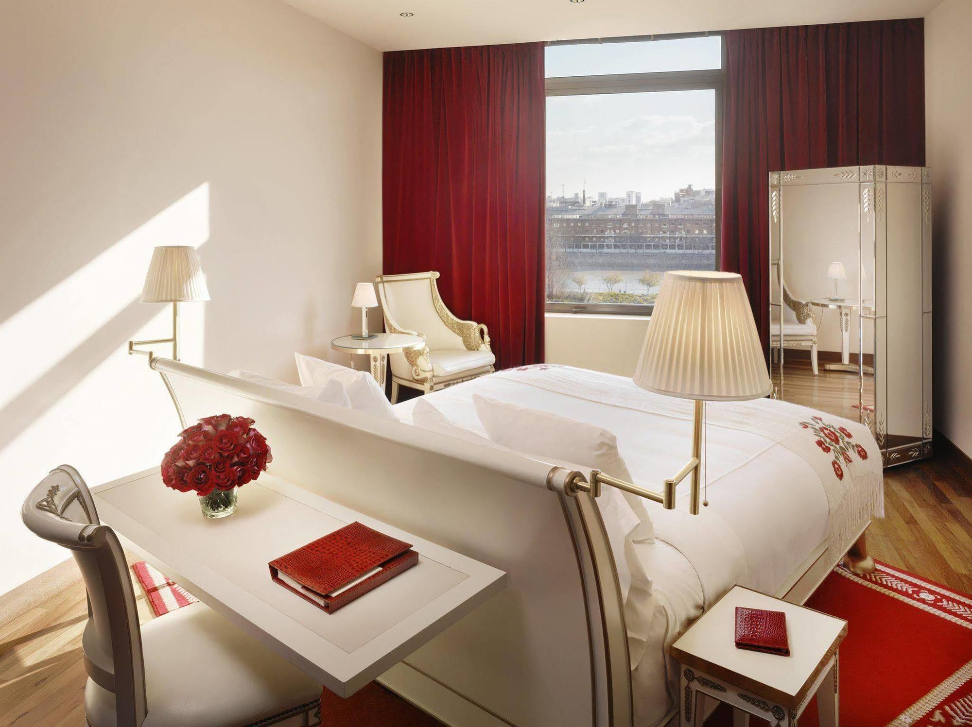 Faena Hotel 5*